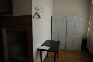 Гостиница Аксиома Гатчина Общий 8-местный номер для мужчин и женщин-3