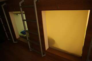 Гостиница Аксиома Гатчина Общий 8-местный номер для мужчин и женщин-4